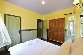 Petrino Gokceada Hotel & Kitchen