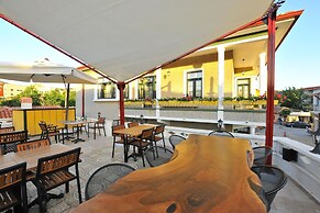 Petrino Gokceada Hotel & Kitchen