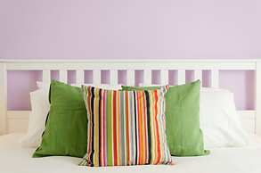 Studio City Universal Apartments