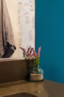 Studio City Universal Apartments