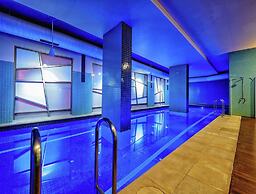 Premier Stays Melbourne