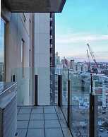 Premier Stays Melbourne