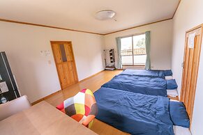 Share Creative&Bed 'adonoan'