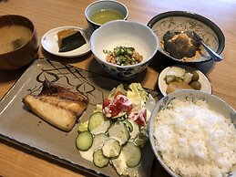 Share Creative&Bed 'adonoan'