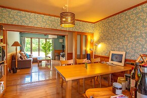 Share Creative&Bed 'adonoan'