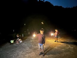 Share Creative&Bed 'adonoan'