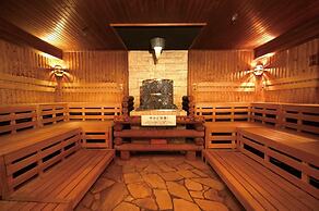 Nikoh Capsule Hotel Refre - Hostel - Caters to Men