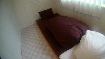 Guesthouse Nandeyanen - Hostel