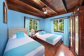 Monkey Lala Apartments