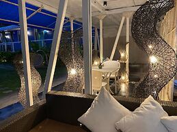 Apsaras Tribe - Siargao