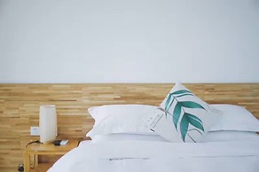 Taihu Baopu LingXia Inn