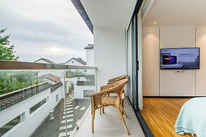 Taihu Baopu LingXia Inn