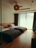 Taihu Baopu LingXia Inn