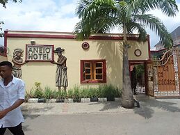 Aneio Hotel