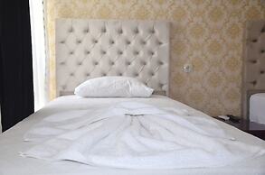 Melles Hotel & Apart