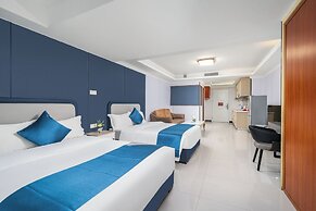 YOYO International Apartment