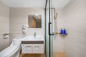 YOYO International Apartment