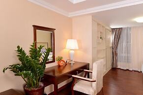 YOYO International Apartment