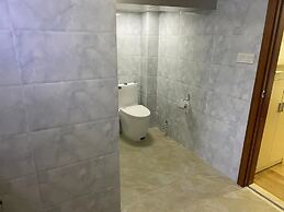 YOYO International Apartment