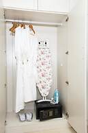 YOYO International Apartment