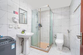 YOYO International Apartment
