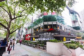 YOYO International Apartment