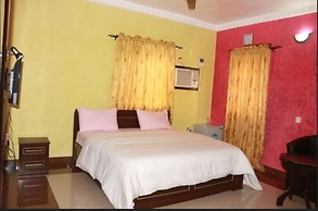 Cute Villa Hotel and Suites