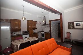 Kvart Boutique Kiyevskiy