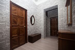 Kvart Boutique Kiyevskiy