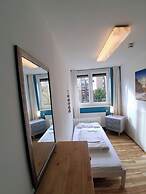 Max Hostel