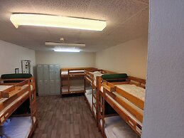 Max Hostel