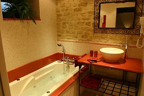 Maison d'Hôtes La Ferme de L'Oudon & Spa