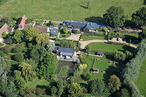 Maison d'Hôtes La Ferme de L'Oudon & Spa