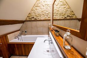 Maison d'Hôtes La Ferme de L'Oudon & Spa