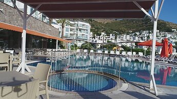 Roxx Suite Deluxe & Spa Hotel