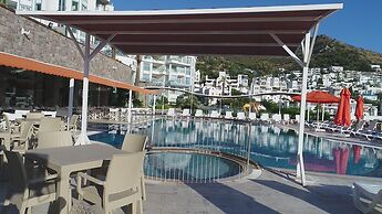 Roxx Suite Deluxe & Spa Hotel