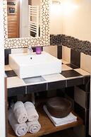 Château Latour Segur Suites & Spa