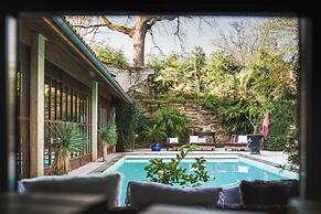 Château Latour Segur Suites & Spa