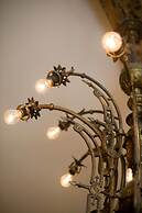 Château Latour Segur Suites & Spa