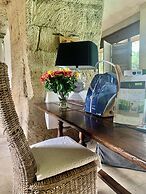 Château Latour Segur Suites & Spa