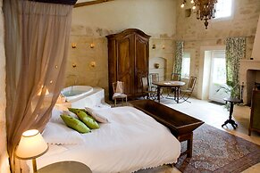 Château Latour Segur Suites & Spa