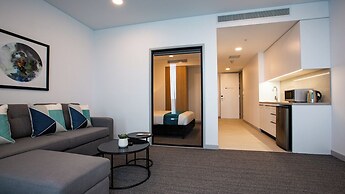 Essence Suites Taringa