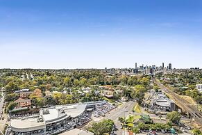 Essence Suites Taringa