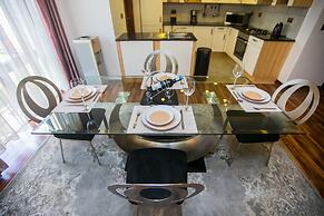 Serene Valley Apartments & Spa