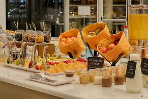 NH Toulouse Airport