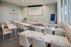 NH Toulouse Airport