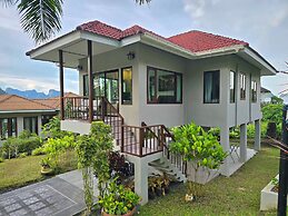 Krabi Green Hill Pool Villas