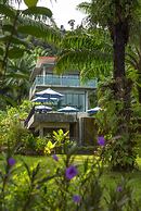 Krabi Green Hill Pool Villas