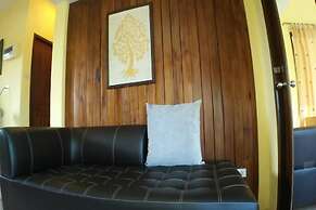 Krabi Green Hill Pool Villas