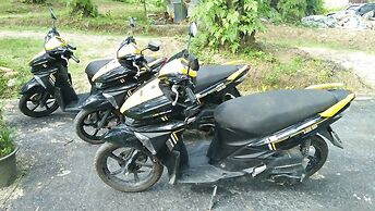 Krabi Green Hill Pool Villas